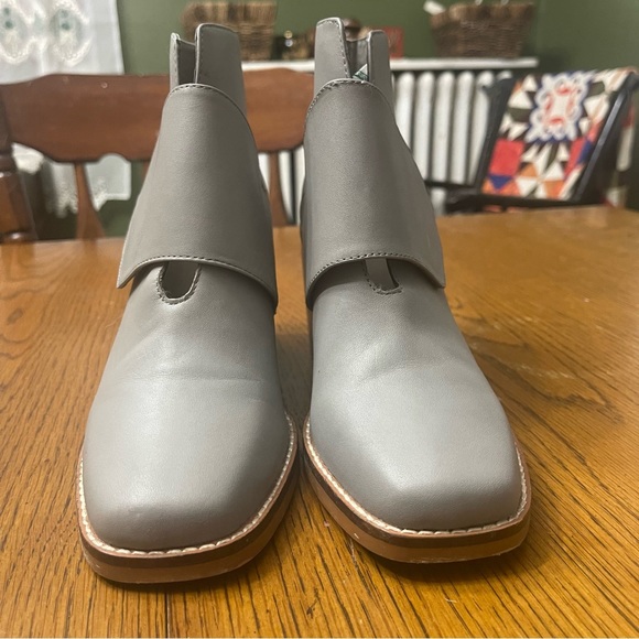 Shellys  London grey Alizia Anthropologie booties 8.5 - Picture 6 of 15
